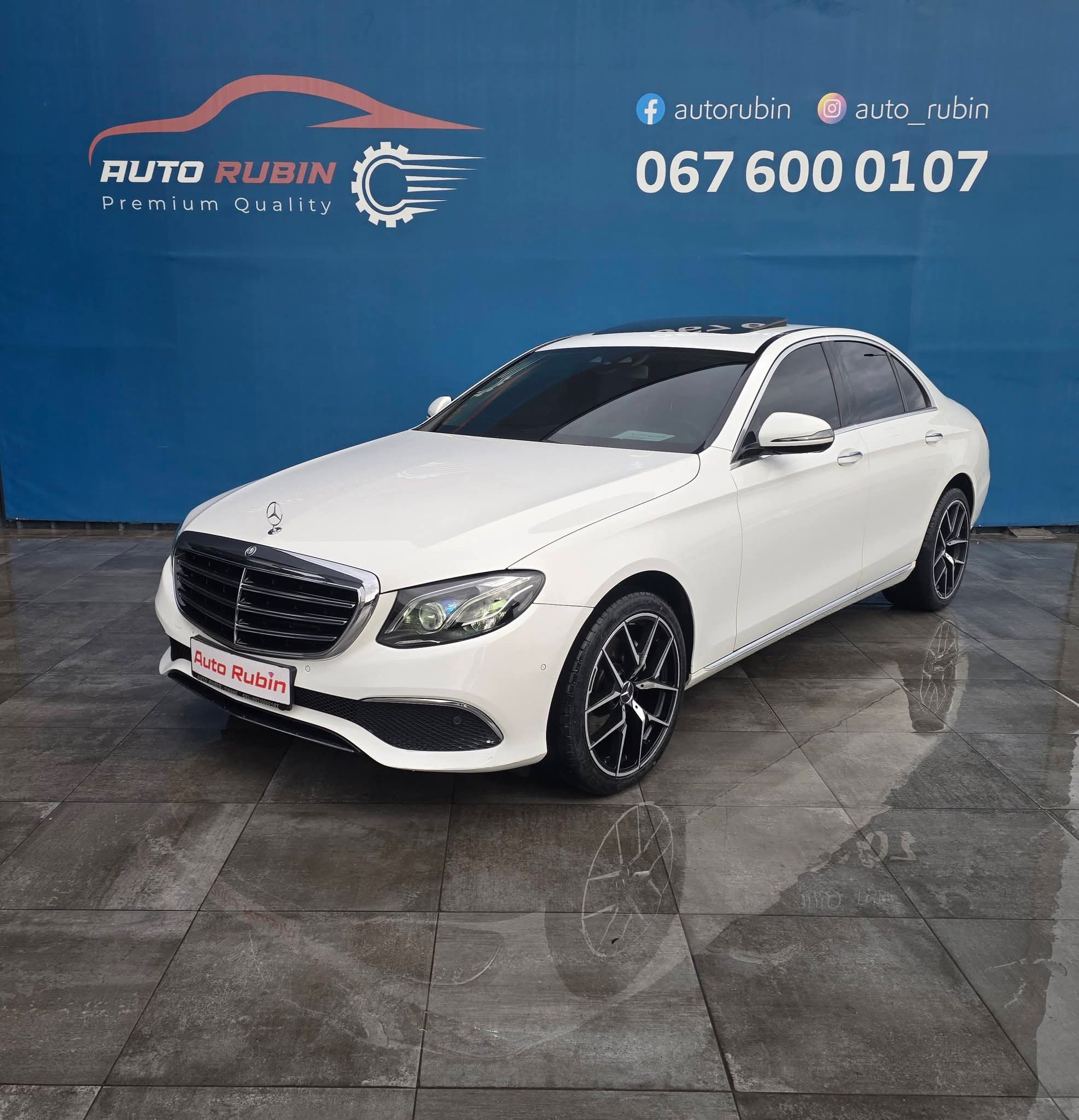 BMW 8-serie 2-door coupe grey