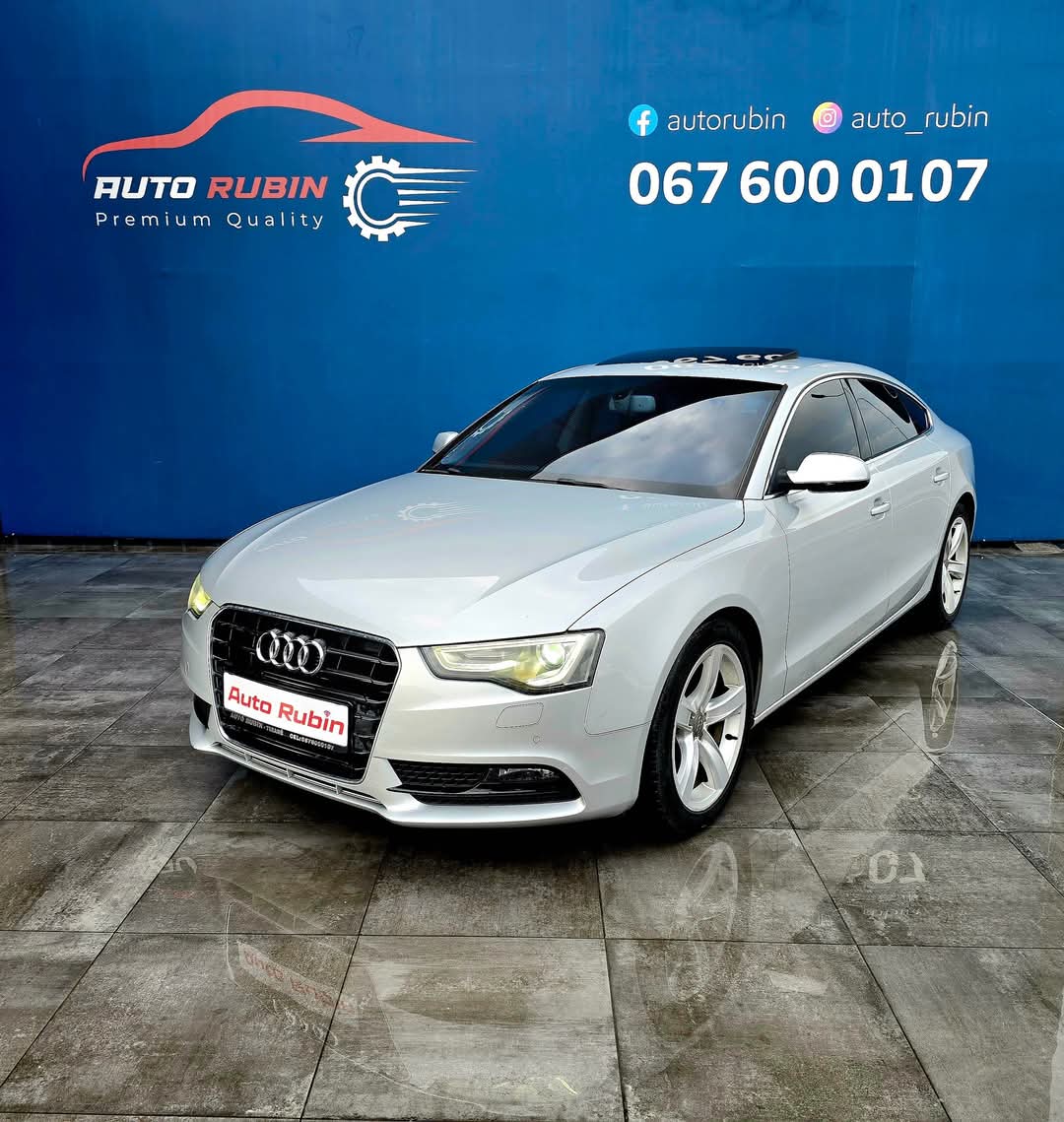 Audi A5. 2.0 Diezel VP 2013